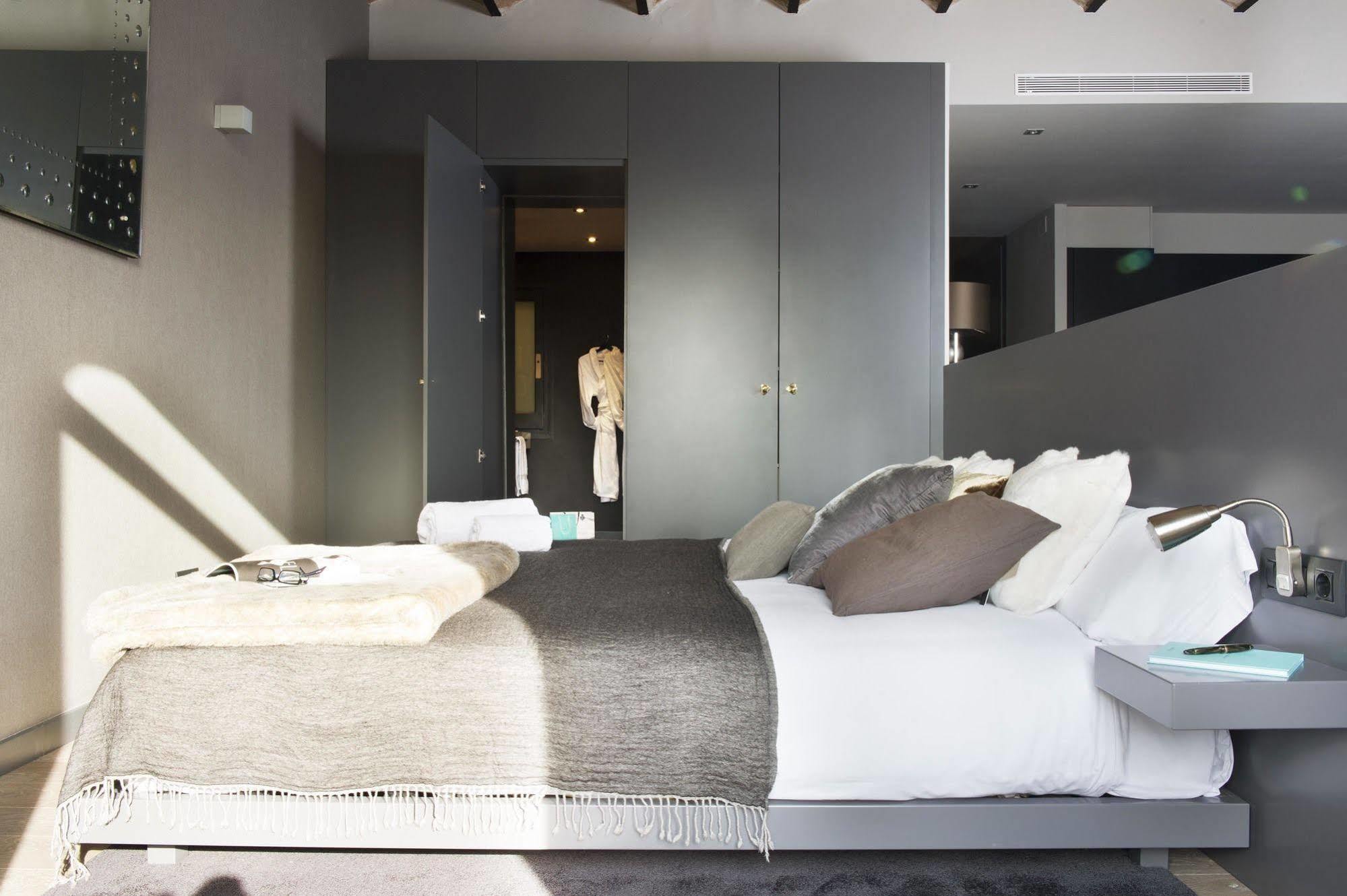 Godo Luxury Apartment Paseo De Gracia Barcelona Bagian luar foto